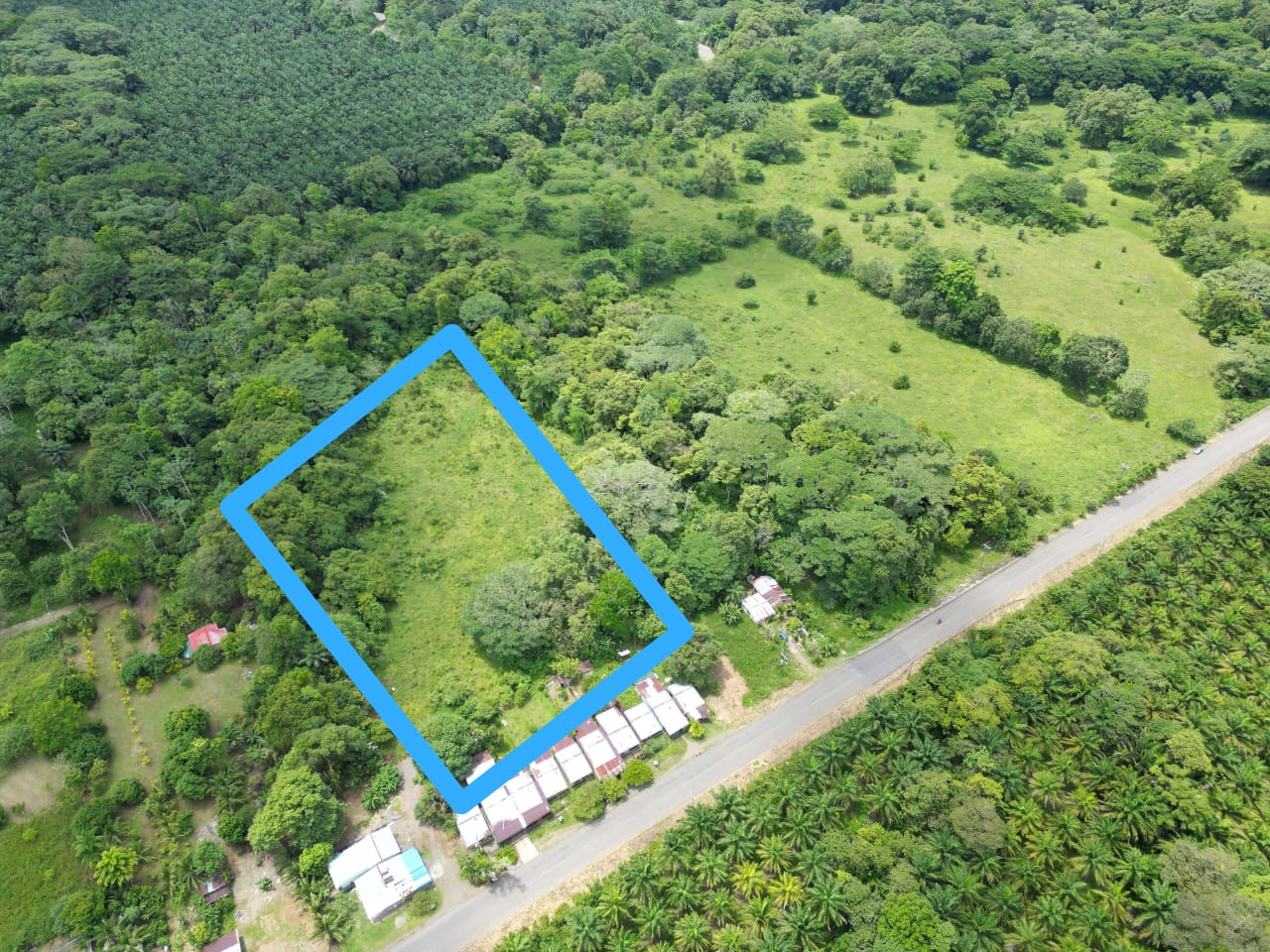 Lote uso mixto Puerto Jiménez 11.224...